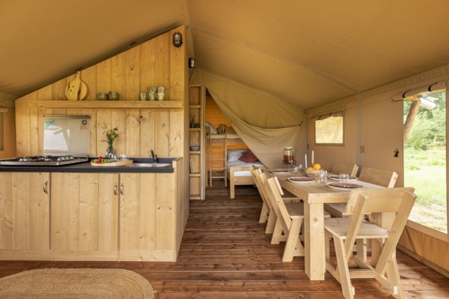 Comet lodge I YALA I Safari tents & glamping lodges